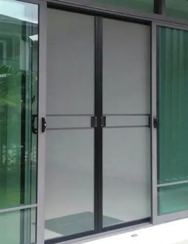 มุ้งลวดประตู