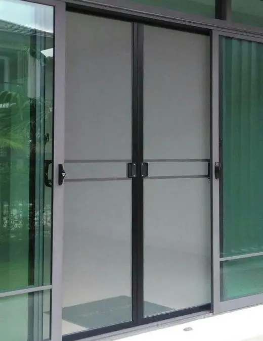 มุ้งลวดประตู